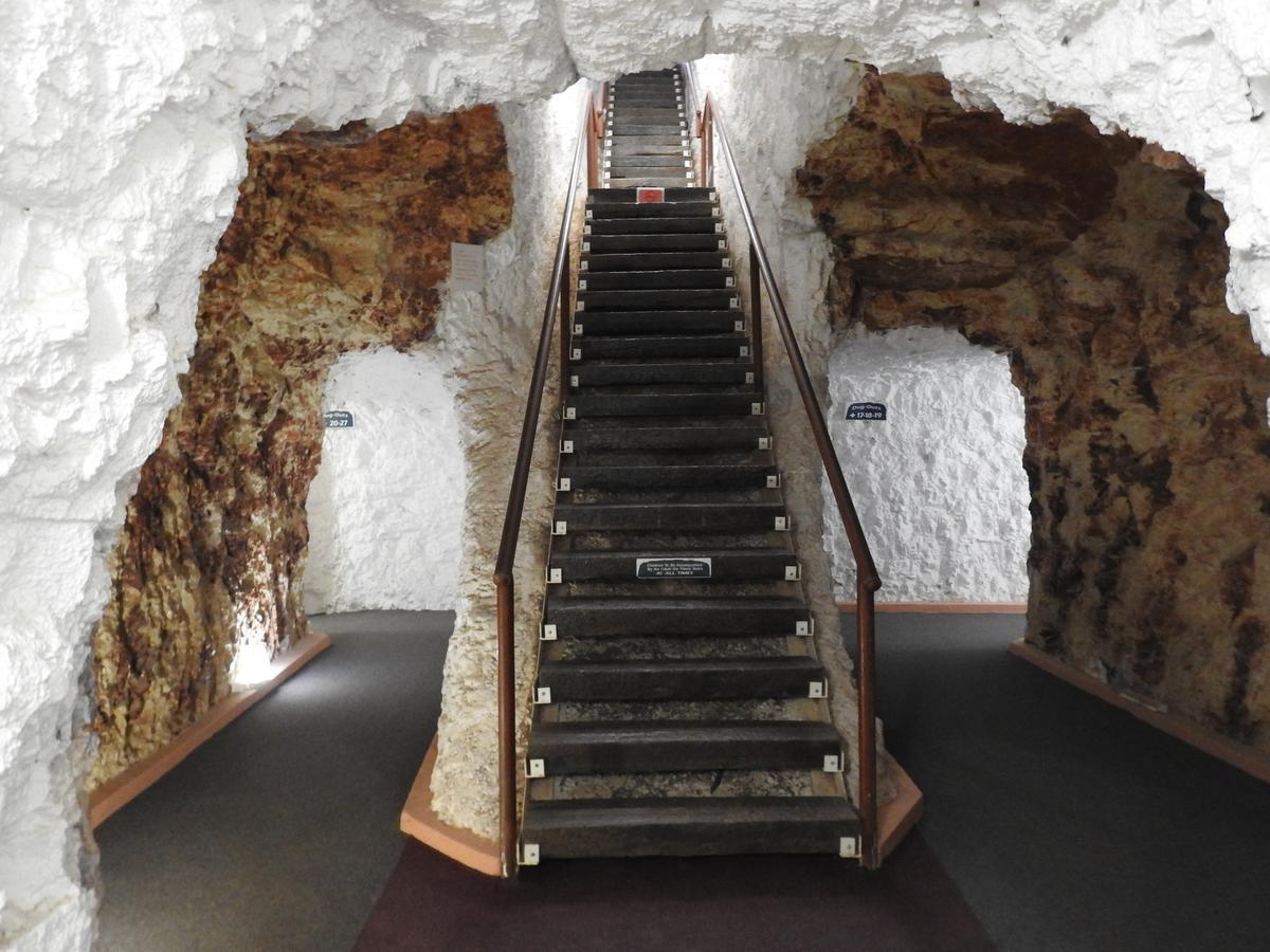 White Cliffs Underground Motel Exterior foto